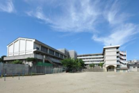 吹田市立南山田小学校