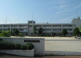 稲美町立母里小学校