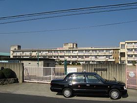 天理市立櫟本小学校