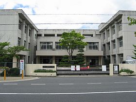 橿原市立畝傍東小学校