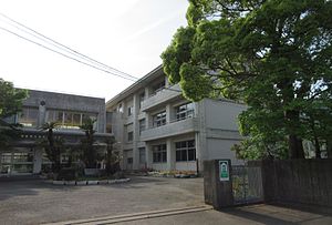 阿南市立津乃峰小学校