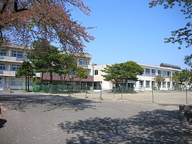 塩竈市立月見ヶ丘小学校