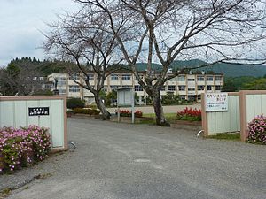 伊佐市立山野中学校