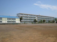 三島市立錦田中学校