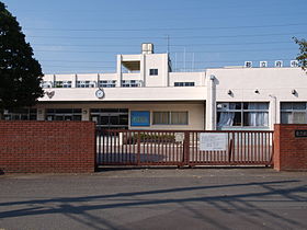 東京都立府中西高等学校